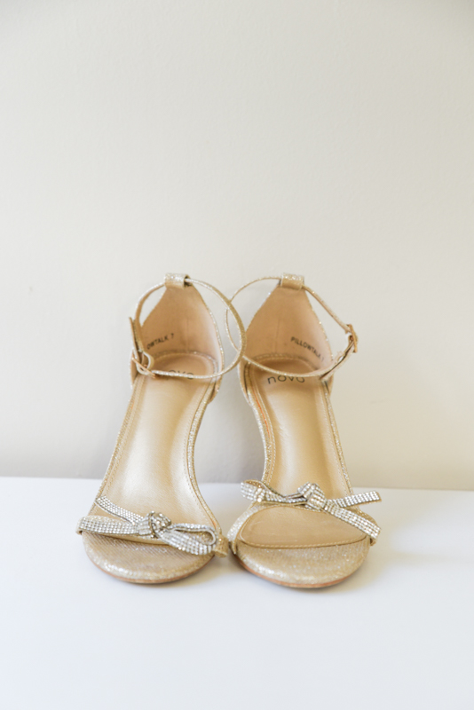 Novo Gold Shimmer Heel - Size 7